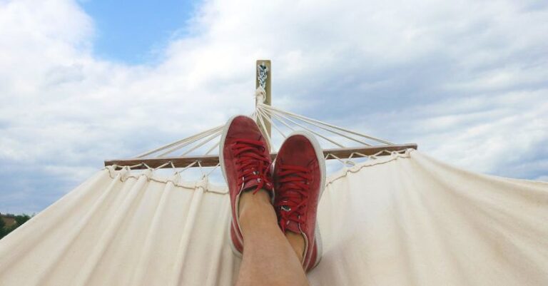 Vacation - Pair of Red-and-white Low-top Sneakers